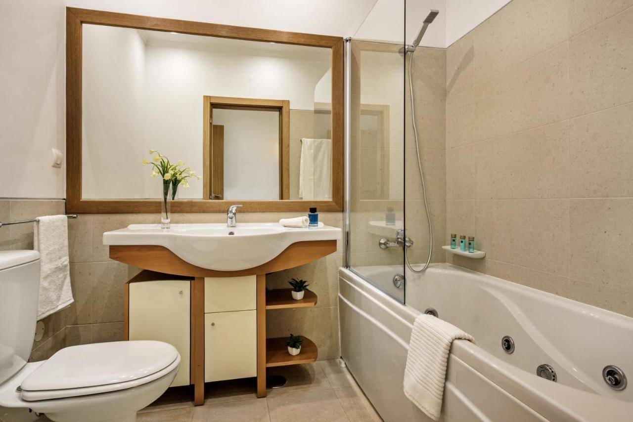 Gorgeous Two Bedroom Apartment In Carvoeiro Carvoeiro  Eksteriør bilde