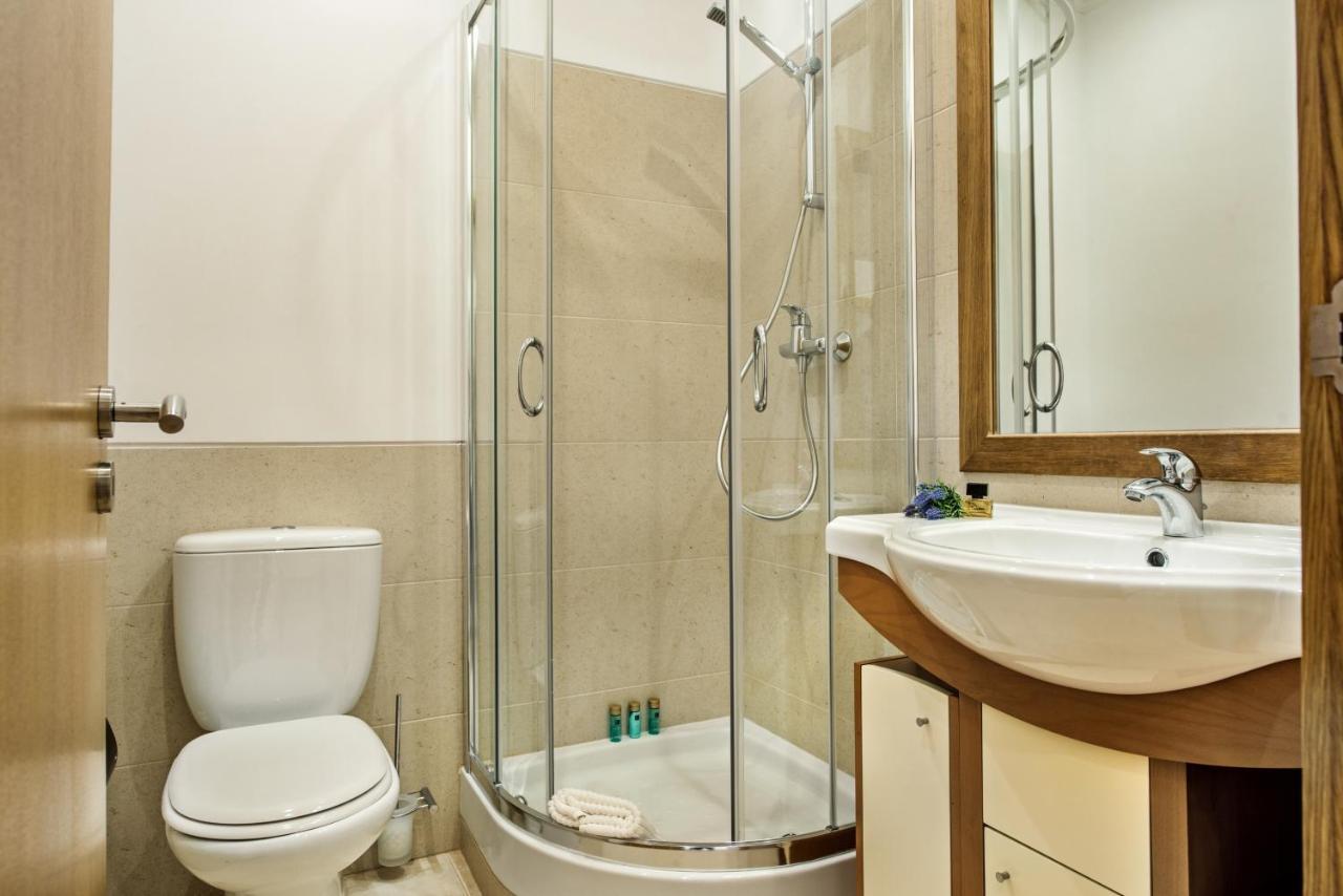 Gorgeous Two Bedroom Apartment In Carvoeiro Carvoeiro  Eksteriør bilde